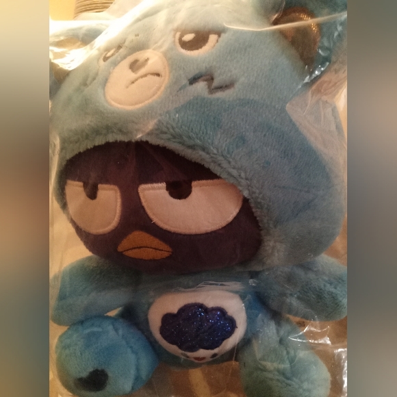 Hello Kitty Badtz Maru + Carebears Grumpy Bear costume - Picture 9 of 9